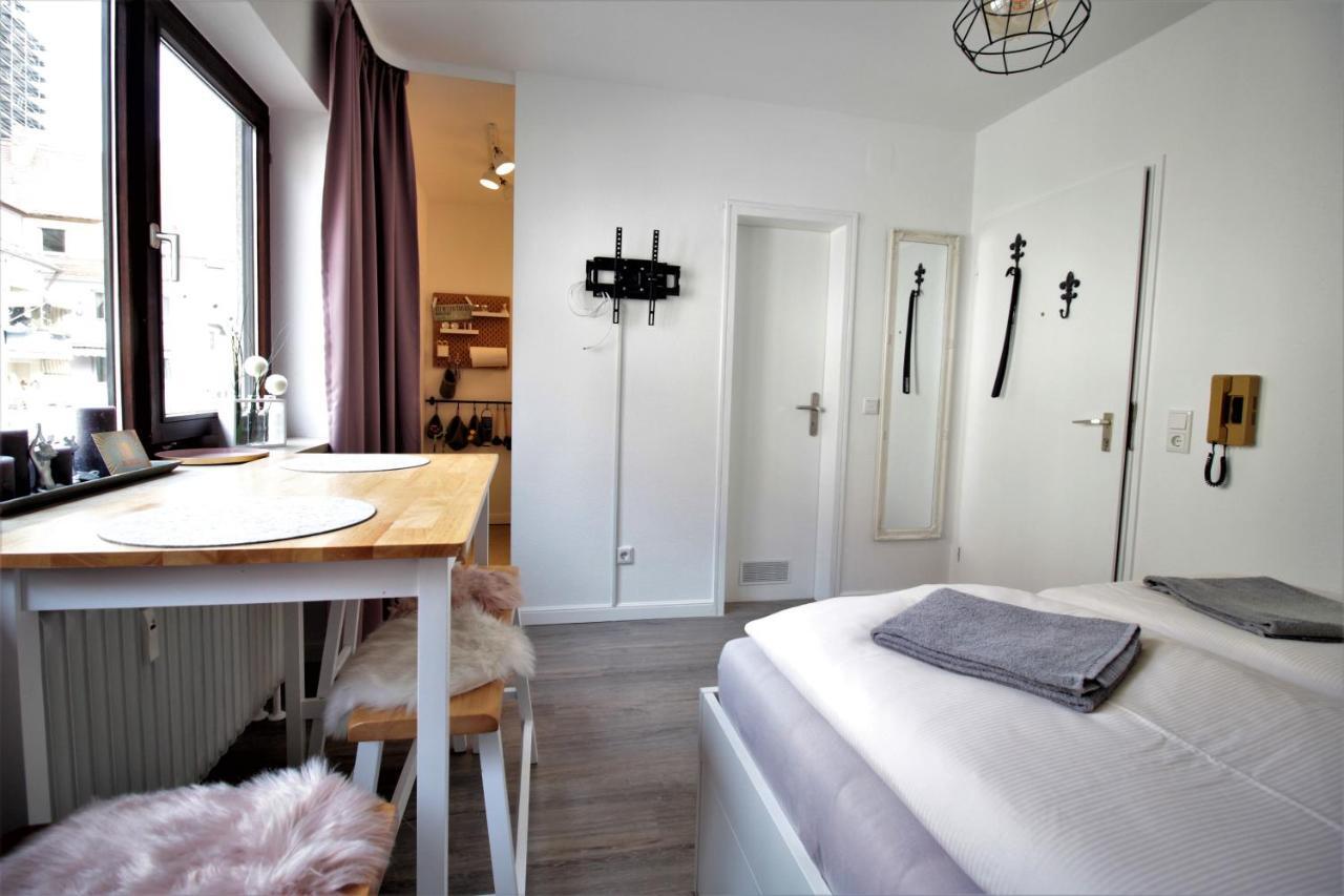 Cozy And Stylish Studioapartment Wurtzbourg Extérieur photo